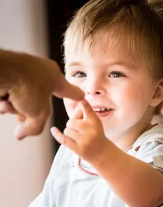 Cover Raport Anual 2015.webp